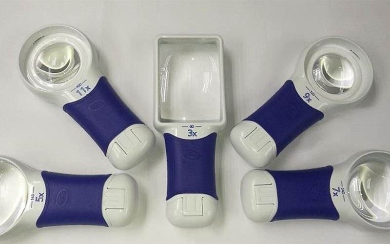 ATMax 觸動式放大鏡 